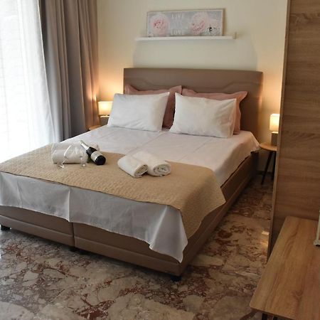 Chrysafenia & Leandros Downtown Apartment Кавала Екстериор снимка