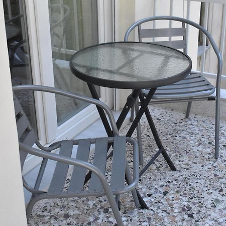 Chrysafenia & Leandros Downtown Apartment Кавала Екстериор снимка