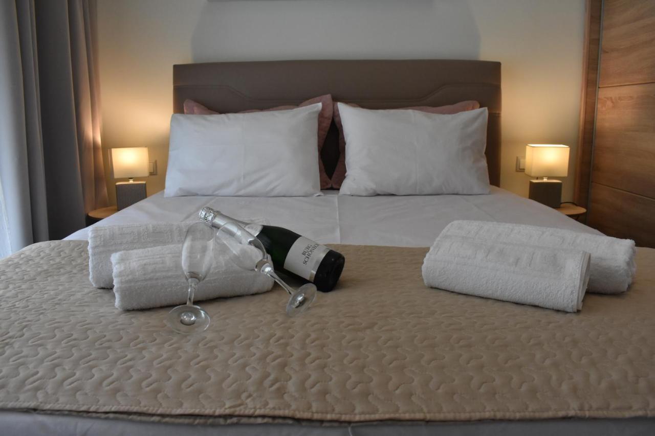 Chrysafenia & Leandros Downtown Apartment Кавала Екстериор снимка