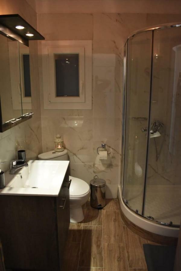 Chrysafenia & Leandros Downtown Apartment Кавала Екстериор снимка